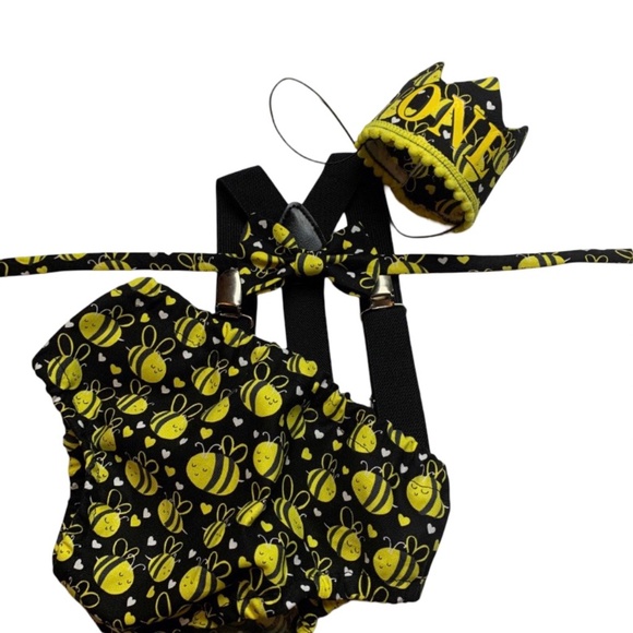 🎂 BEE ONE Baby Cake Smash Outfit | First Birthday | Size 12M handmade - Picture 3 of 4